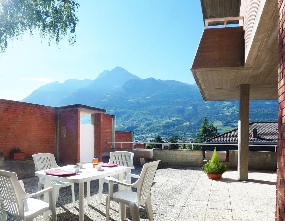 La Betulla Appartamento Confortevole Wifi E Parking Free Aosta Buitenkant foto