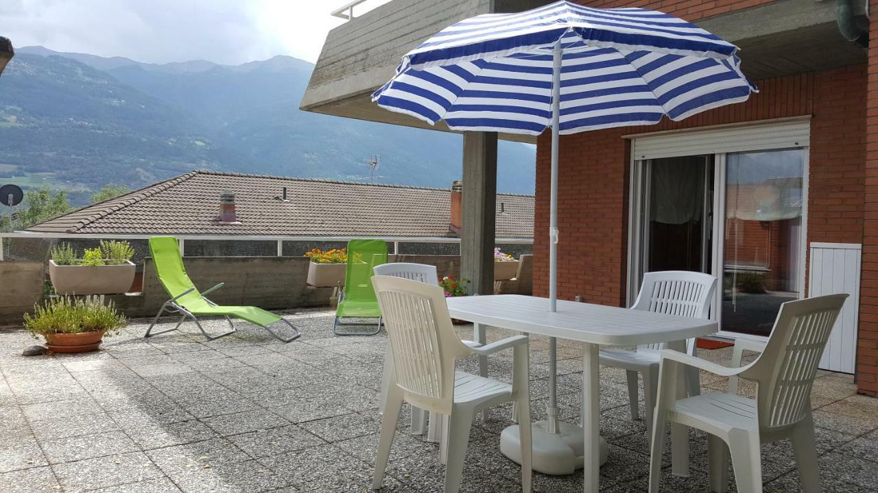 La Betulla Appartamento Confortevole Wifi E Parking Free Aosta Buitenkant foto
