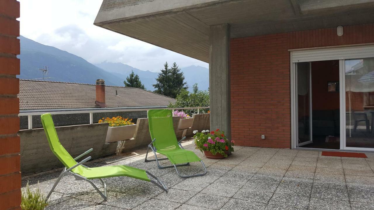 La Betulla Appartamento Confortevole Wifi E Parking Free Aosta Buitenkant foto